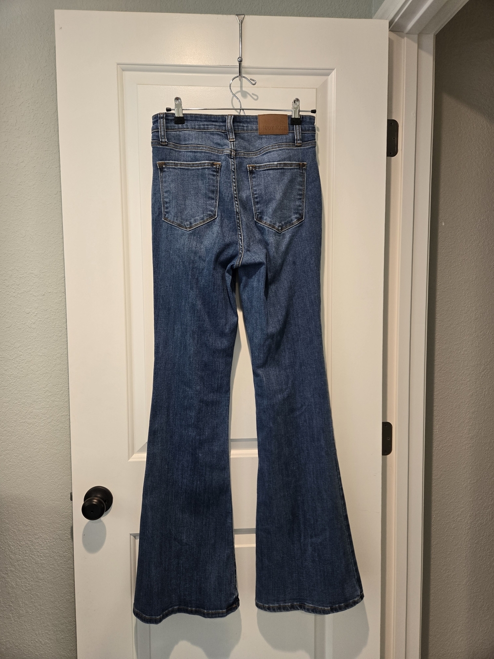 Judy Blue High-Waisted Classic Flare Blue Jeans Women's Size 28 - Picture 5 of 11